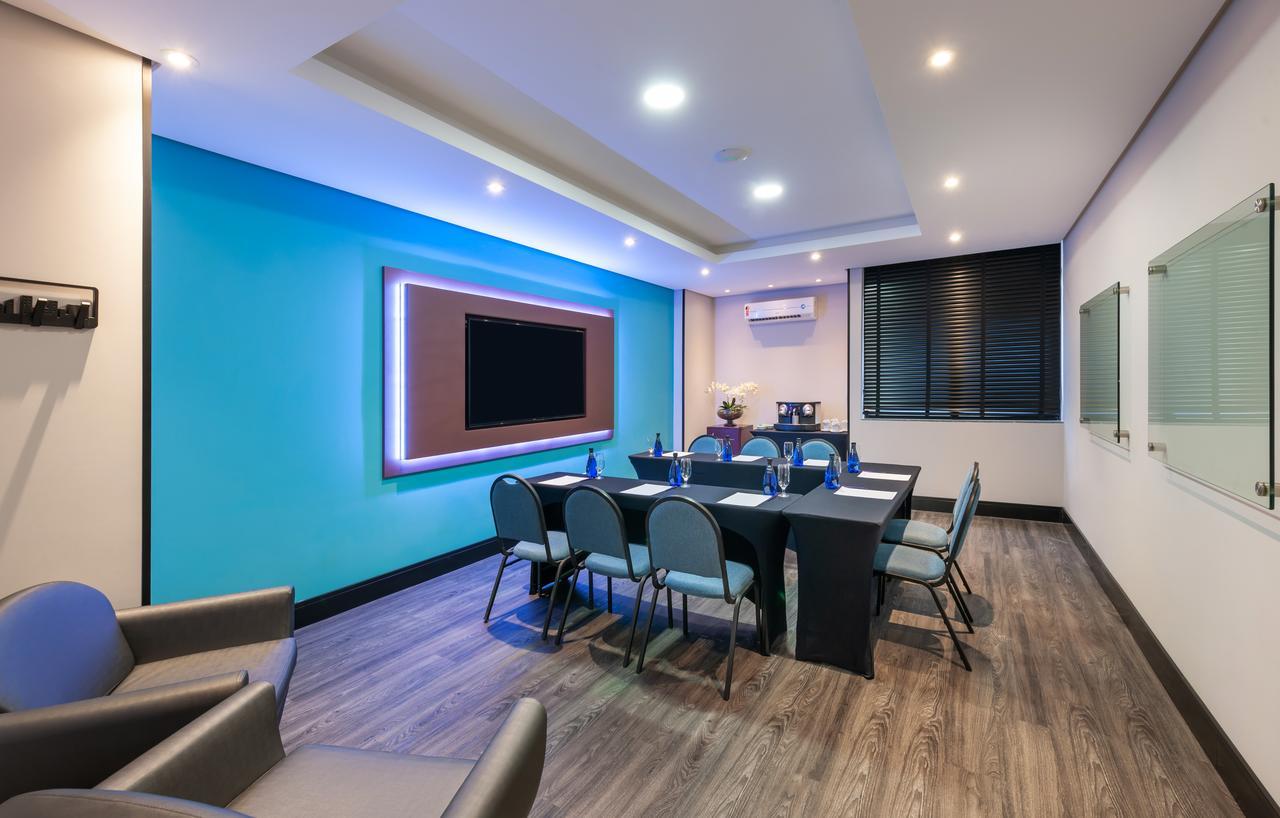 Mercure Florianopolis Centro Exterior photo